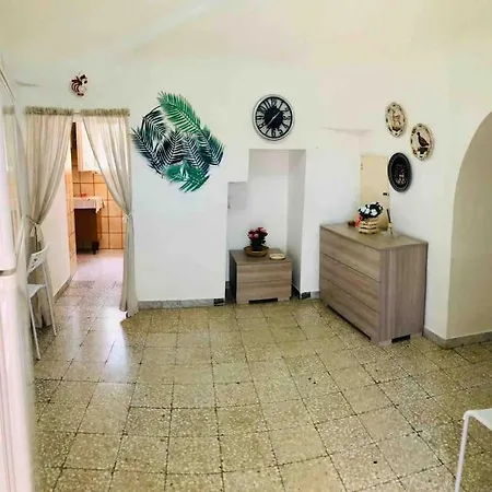 La Casa Degli Ulivi אוסטוני