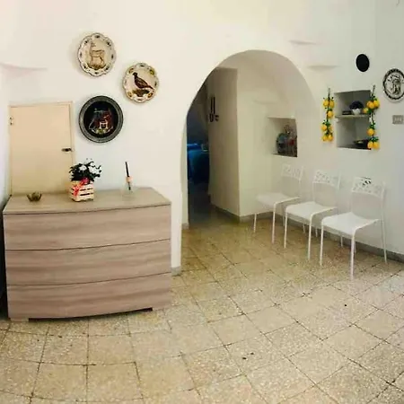 La Casa Degli Ulivi אוסטוני