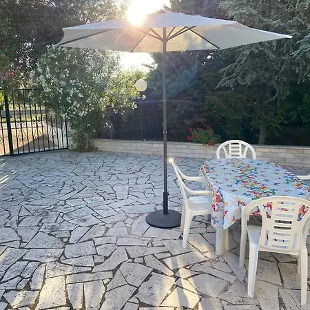 בית נופש La Casa Degli Ulivi אוסטוני